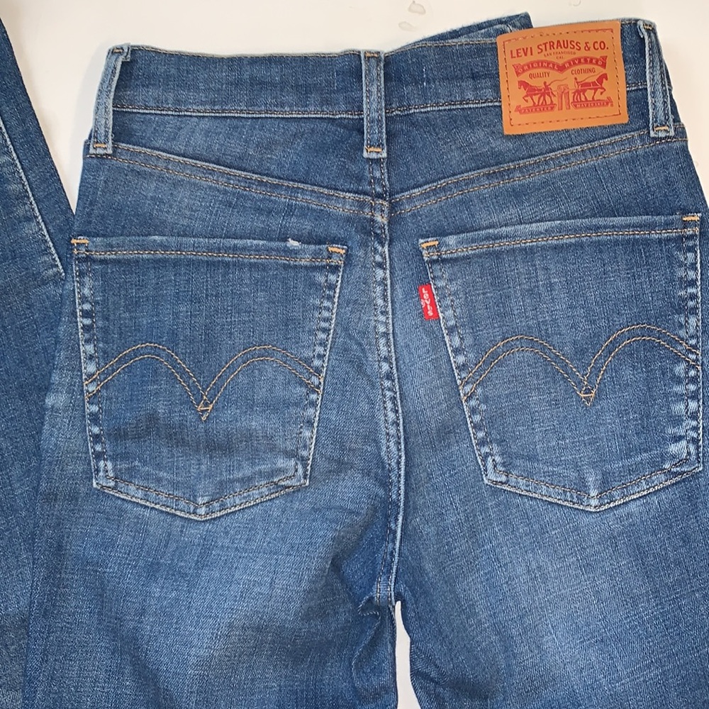 Levi’s Mile High Super Skinny Jeans - Picture 3 of 4